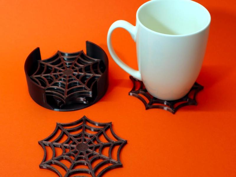 Spider web coaster