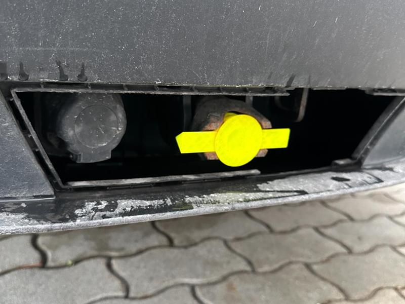 Tesla Trailer Hitch Plug (Insert Plug)