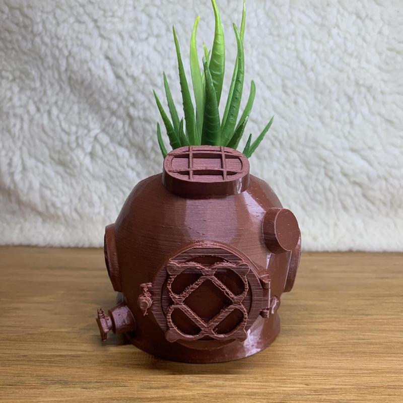DIVING HELMET PLANTER POT
