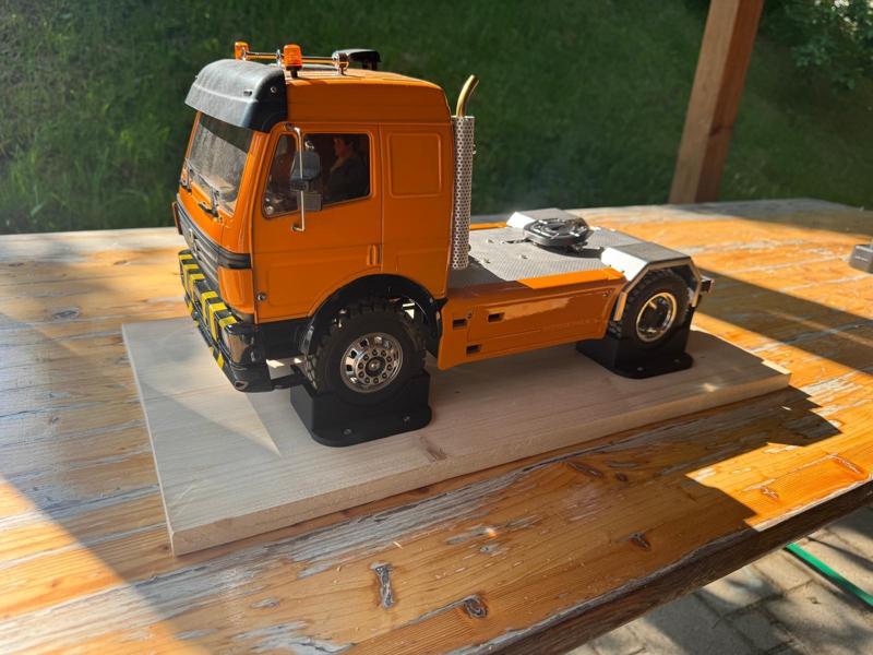 Transport wheel troughs/chain troughs 1/14