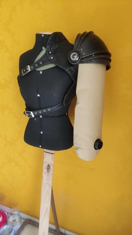 Yuffie Shoulder Pad/ Shoulder armor