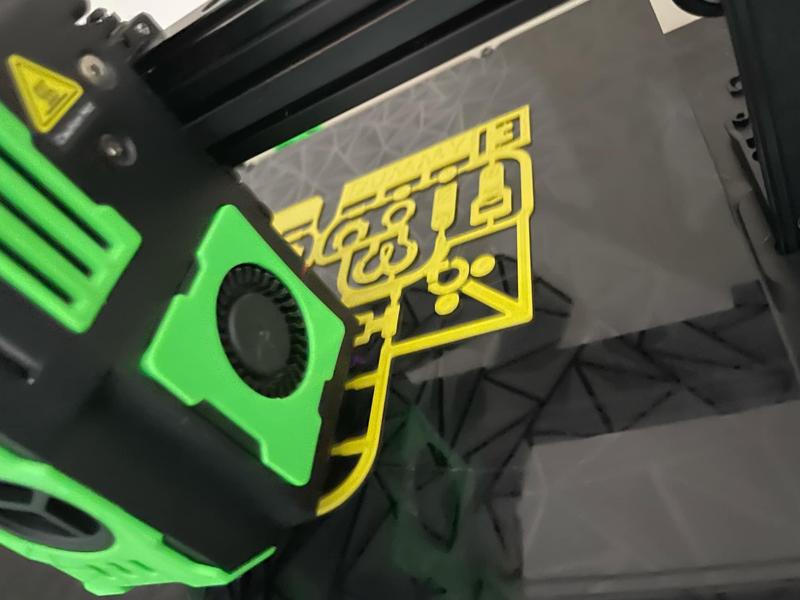 Dummy 13 arms & adaptor on runner