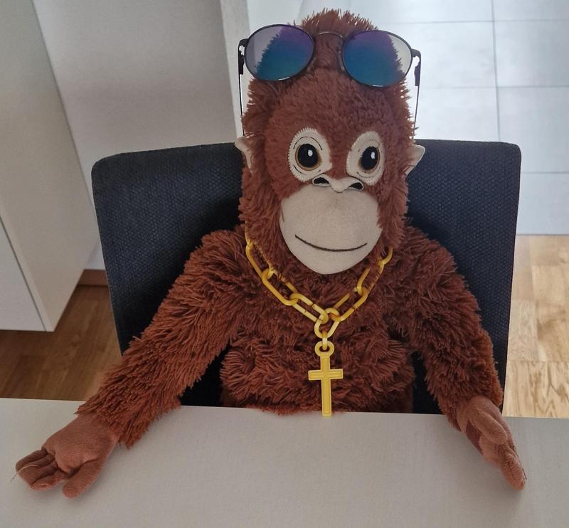 Chain with cross pendant