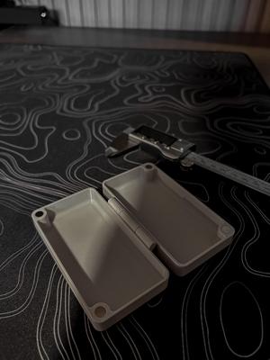 Print-In-Place Box With Magnets