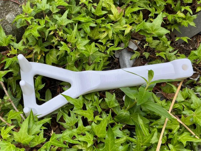 Printable garden rake helper for beds and balconies