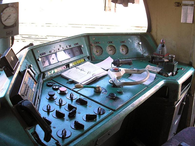 Lokomotivní palubní deska