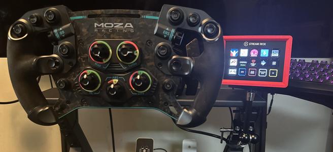 Stream Deck Mk2 Box with threaded hole