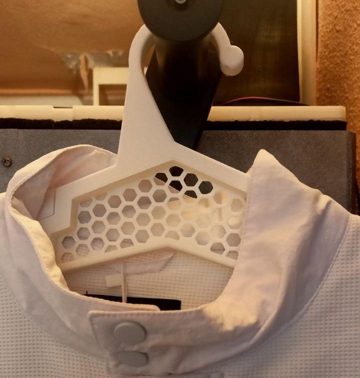 Clothes hanger - Percha para ropa - FULL 3D