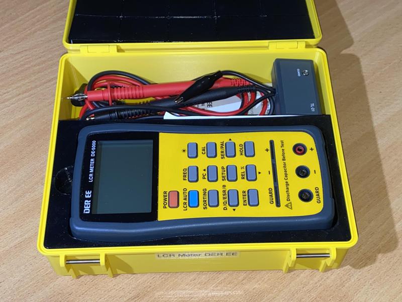 LCR Meter DER EE DE-5000 - Gridfinity Einsatz 2.5x5xu6