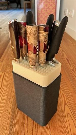 Knife block