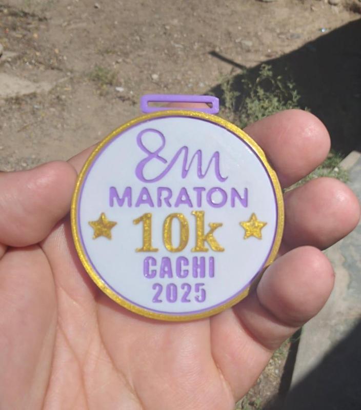 8M MARATHON MEDAL