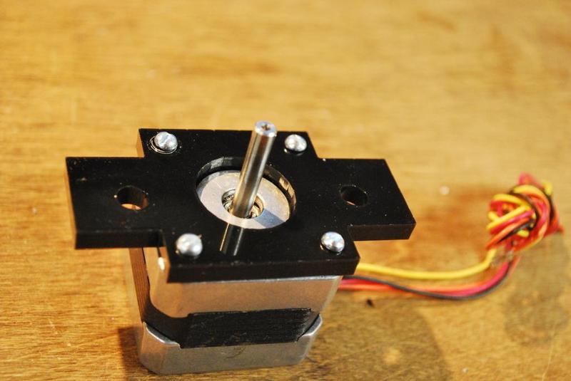 Contraptor - NEMA 17 Stepper Motor Mount