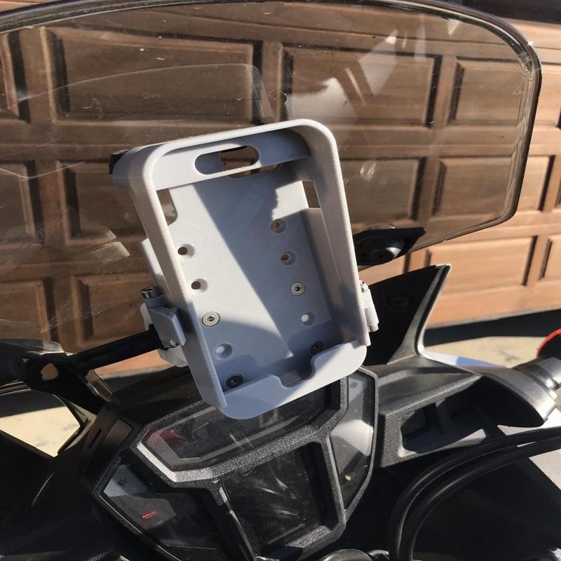Motorcycle iPhone holder 2.0