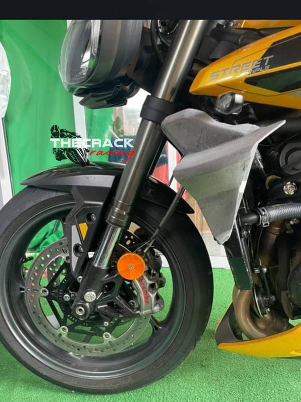 Side Wings Cover project- Triumph Street Triple 765