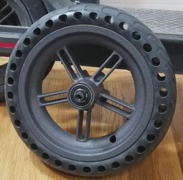 Xaomi m365 wheel (tyre)