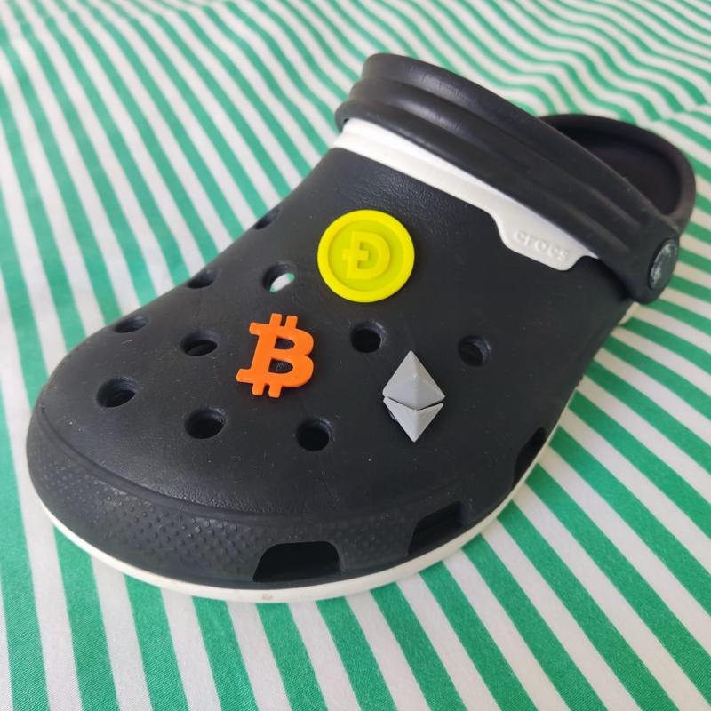 Crypto Pin Collection - Croc´s Charm - BTC ETH DOGE
