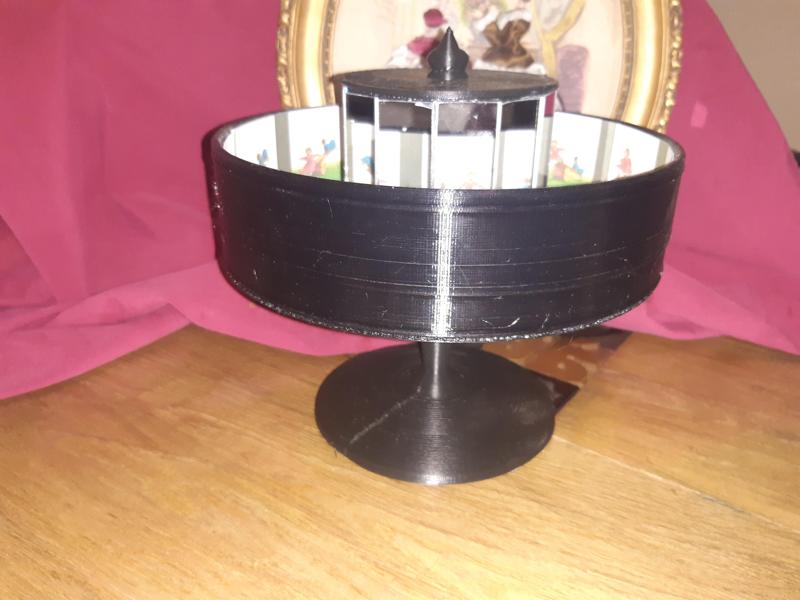 Praxinoscope by Emile Reynaud - ancestor of the cinema