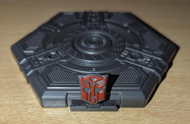Faction symbol adapter for Yolopark AMK Pro Transformers G1 stands