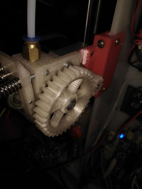 Geared Bowden Extruder