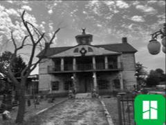 OLD SPOOKY HOUSE 