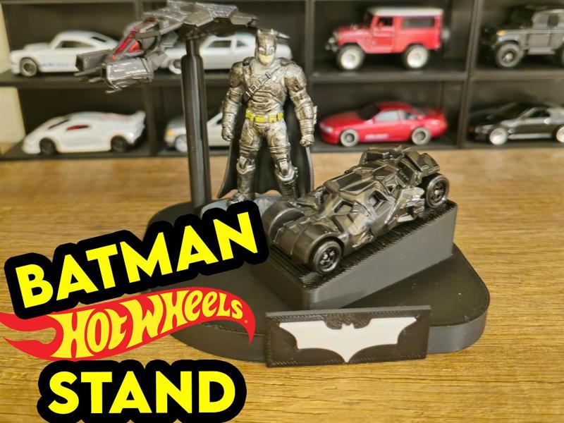 Dark Knight Figurine and HW Wehicles Stand