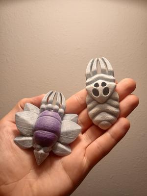 Hollow Knight Relics King's Idol and Hallownest Seal