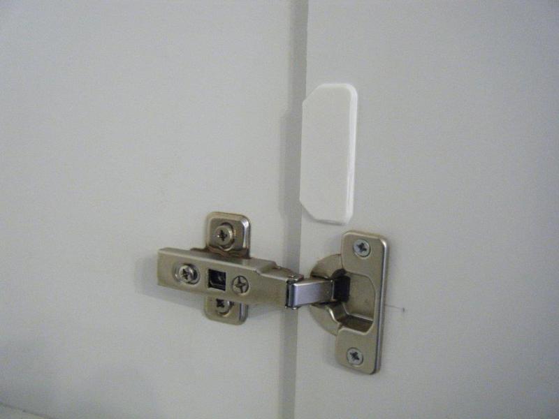 Hinge cover for cutback doors (customizable)