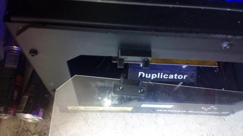 Wanhao door hinge