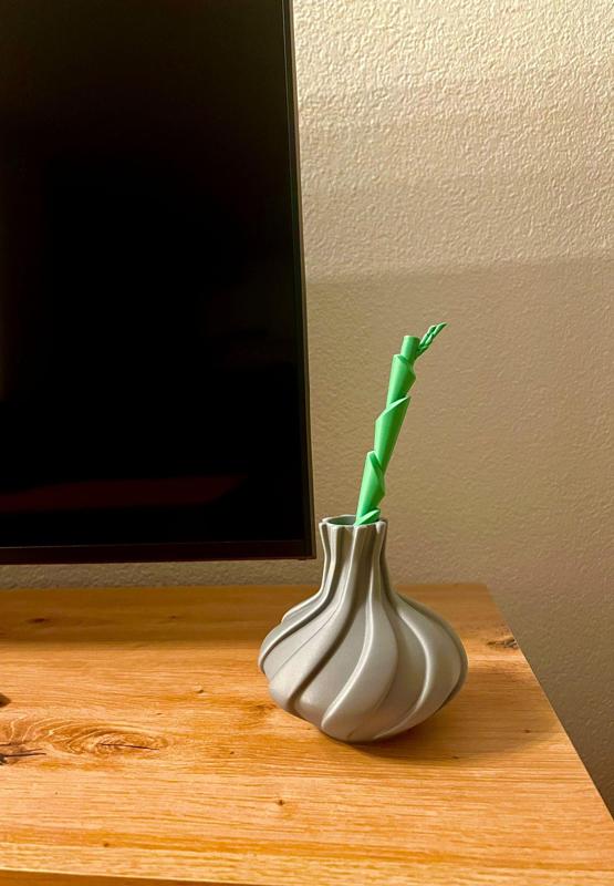 3D Printed Bambu Vase Decoration