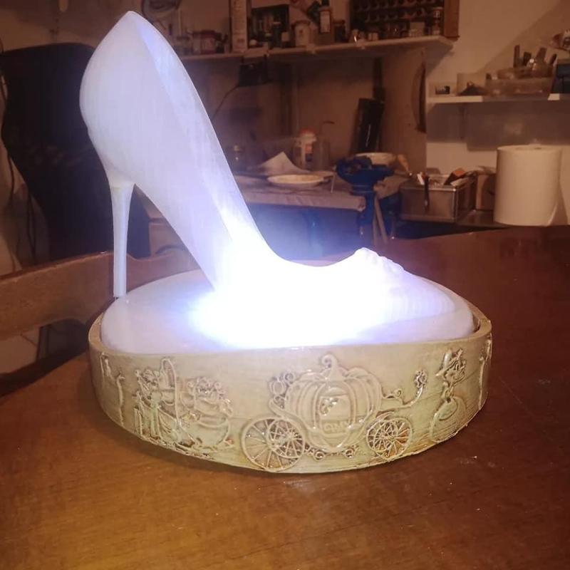 CINDERELLA CRISTAL SHOEs