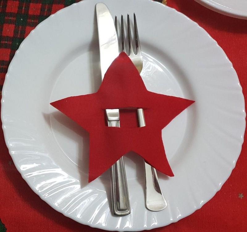 Christmas table decor