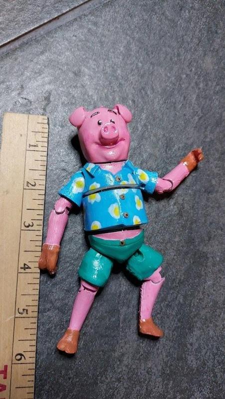 Herman, the Fourth Little Pig (articulated)