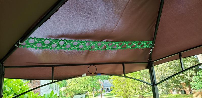 One-Way Triangle Polypanel