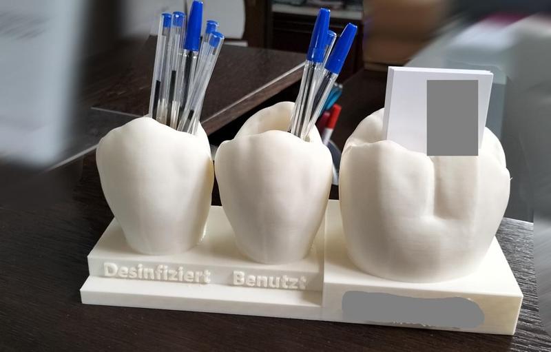 Bussines Card Holder + Pens