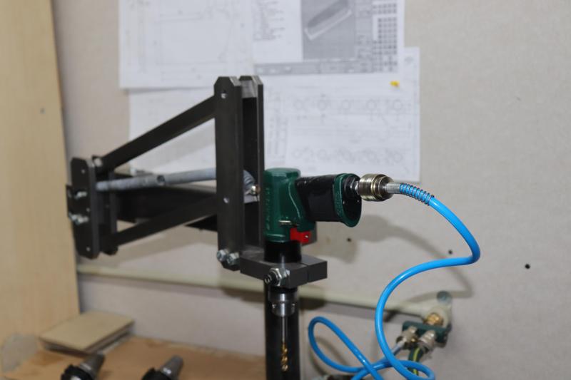 thread cutting machine