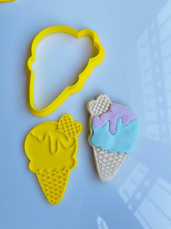 ICE CREAM CONE COOKIE, FONDANT, CLAY CUTTER WITH STAMP