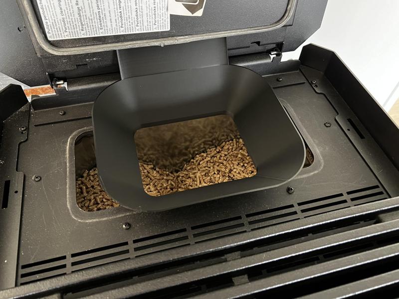 Filling funnel for MCZ Mako pellet stove