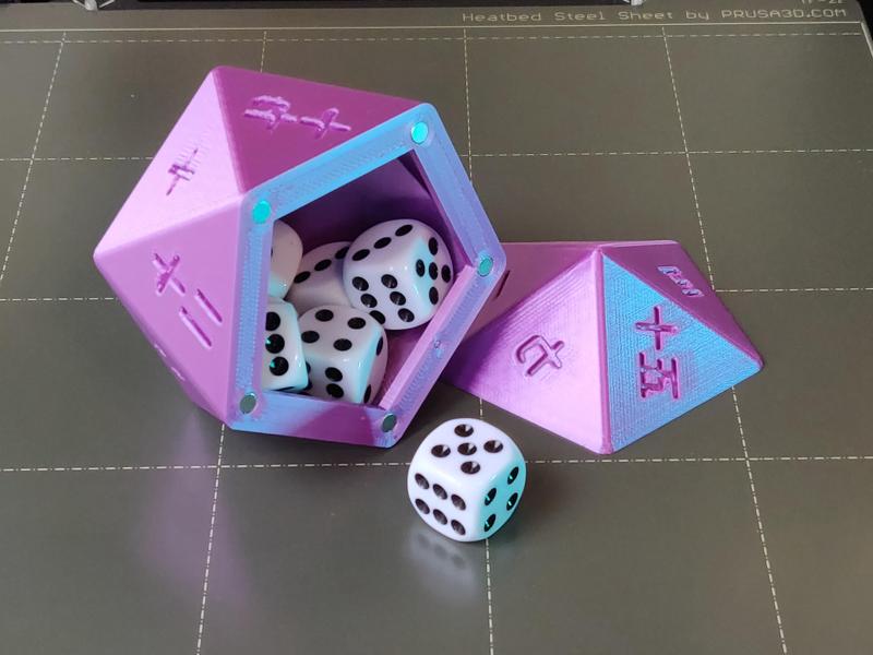 D20 Kanji Dice Box with Magnetic Lid