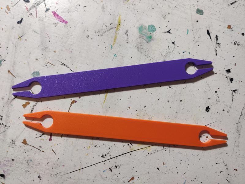 Weaving Shuttle (24cm x 2.5cm)