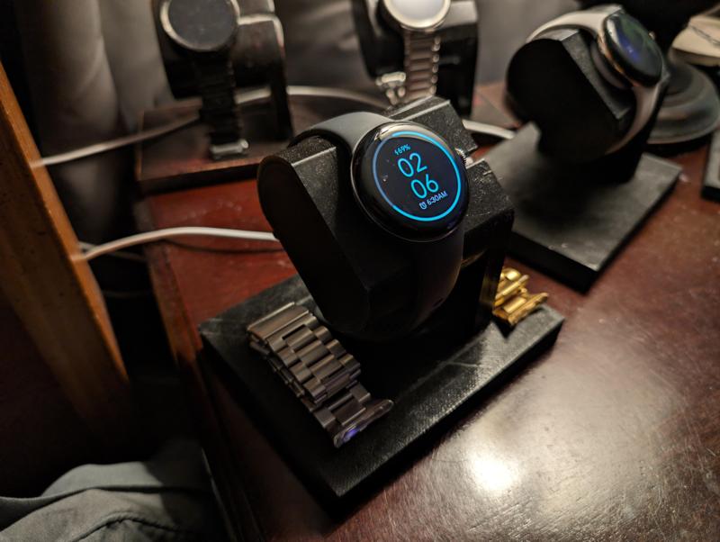 Pixel Watch 2 Charging Stand
