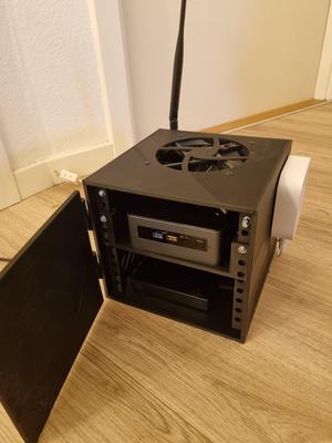 Mini server rack
