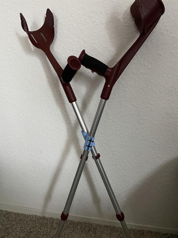 Crutch holder - Krückenhalter
