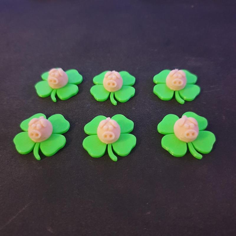 Glückskleeblatt mit Schwein 2024