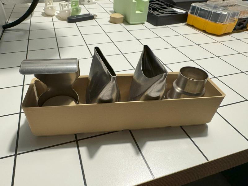 Gridfinity - Makita Heatgun Nozzle holder