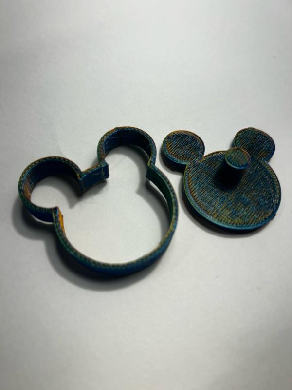 Mickey Mouse hamburger press