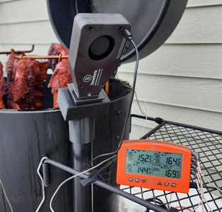 ThermoWorks Billows Fan Adapter for Oklahoma Joe Bronco Drum Smoker