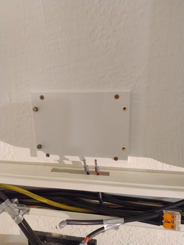 Victron MPPT 75/15 - 100/20 mounting plate