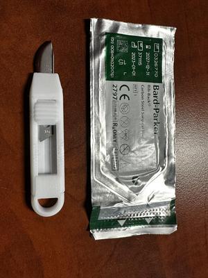 Surgical Box MiniCutter Improved-Bard-Parker Surgical Blade