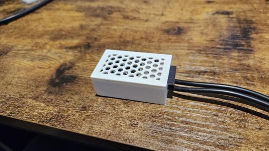 esp32 WROOM 32D case with room for wire