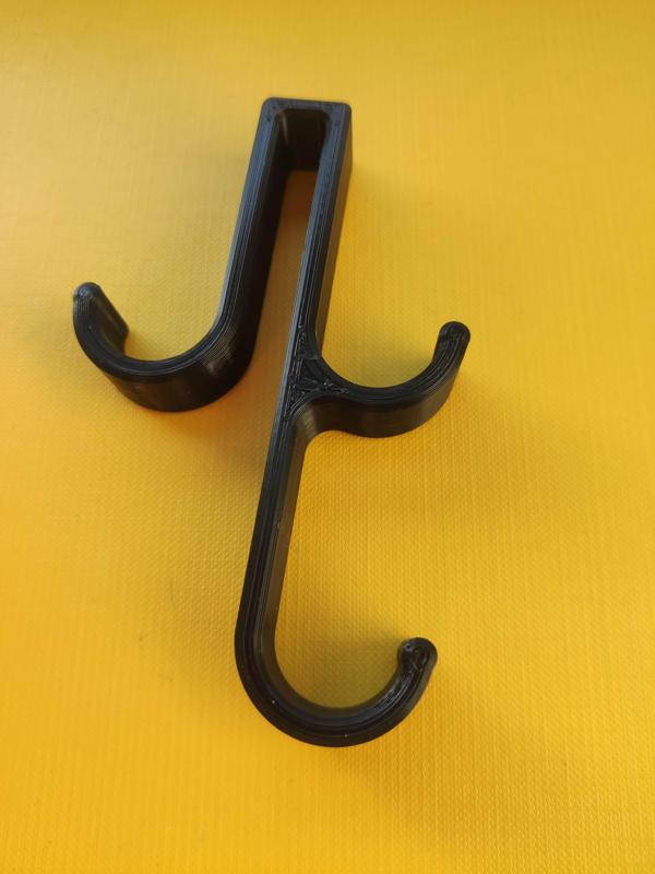 Shower hook for glass door (with chamfered edge)